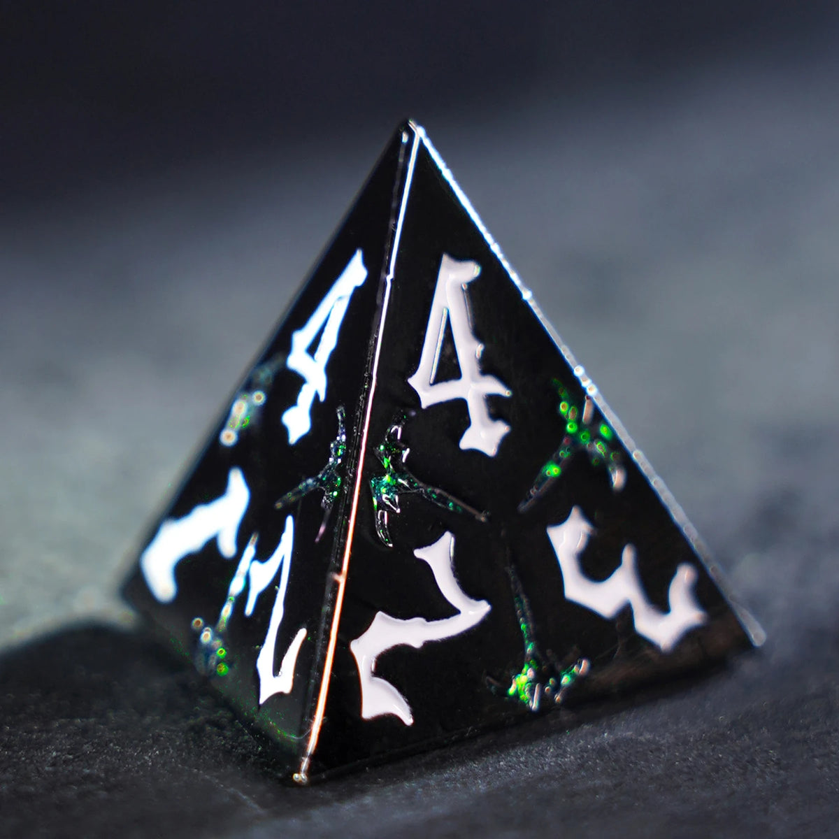 Thornbound Emerald Metal Dice Set