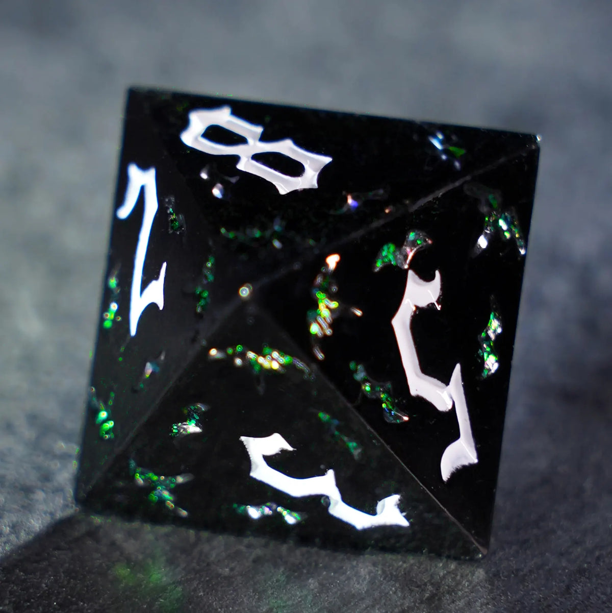 Thornbound Emerald Metal Dice Set